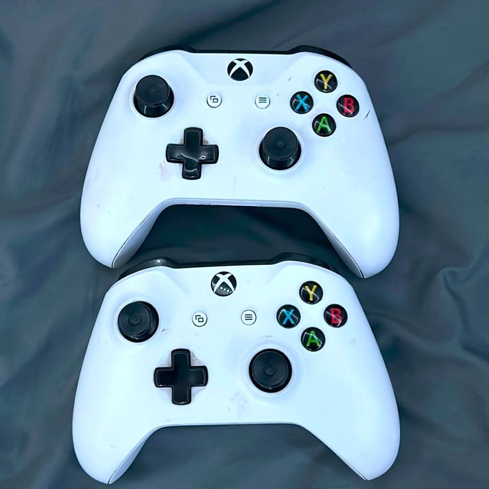 Xbox controllers